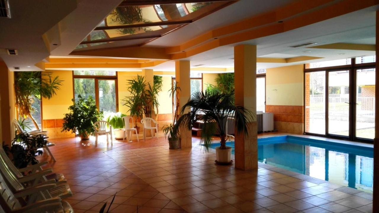 Balaton Wellness Apartman Siofok Exterior photo