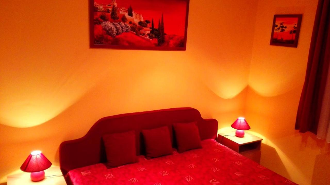 Balaton Wellness Apartman Siofok Exterior photo