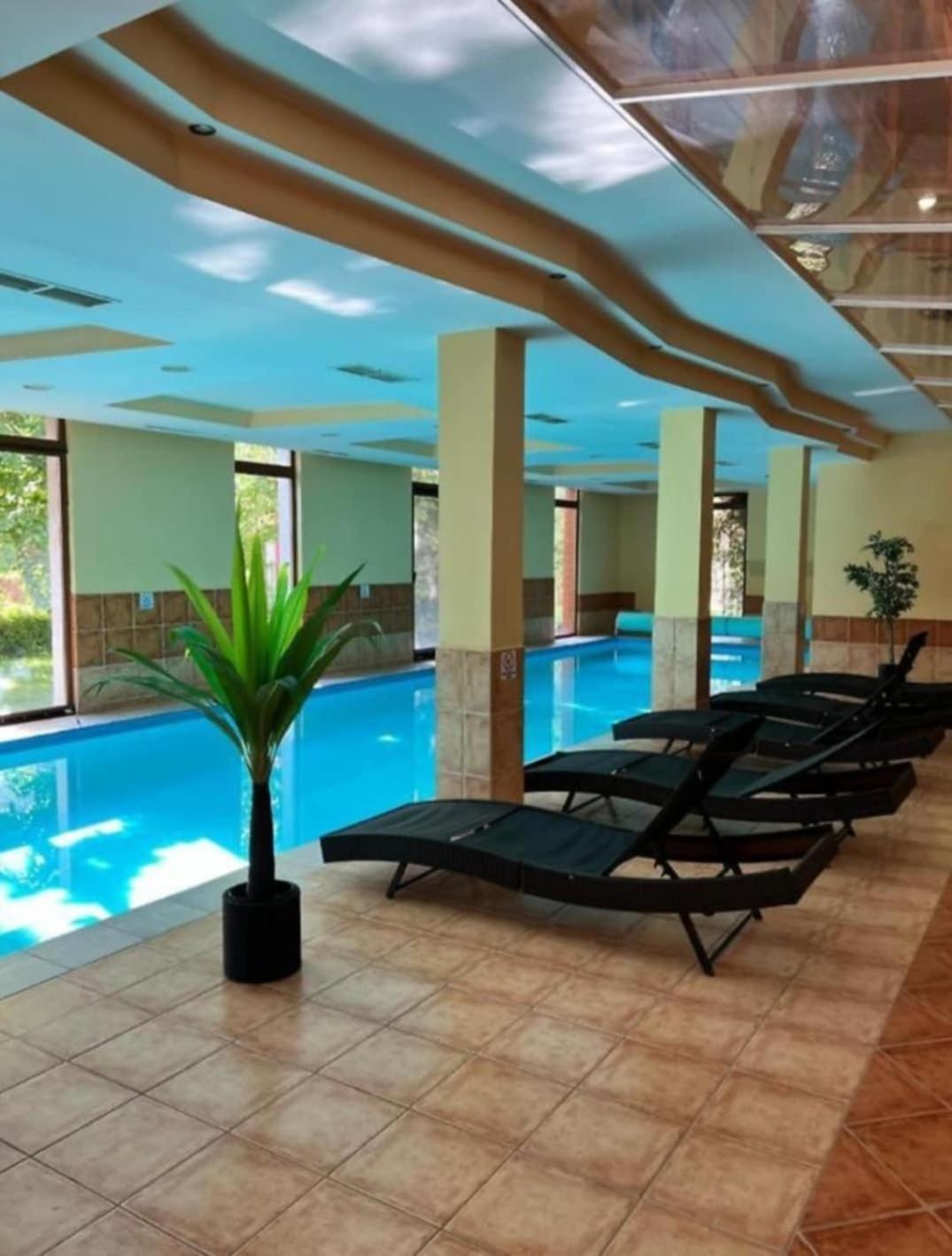 Balaton Wellness Apartman Siofok Exterior photo